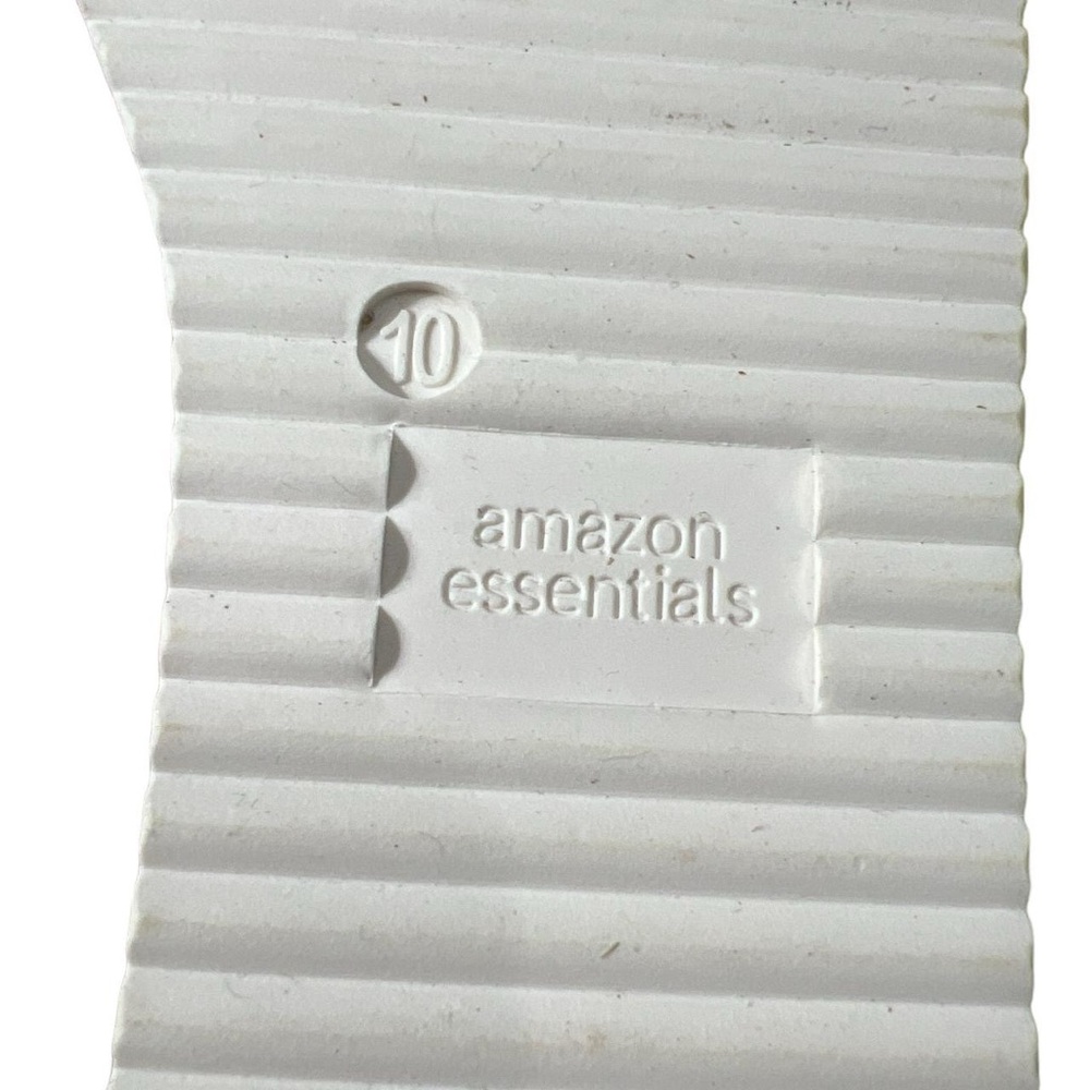 NIB Amazon Essentials Criss Cross Sport Sandals Size 10 Black - Picture 4 of 5